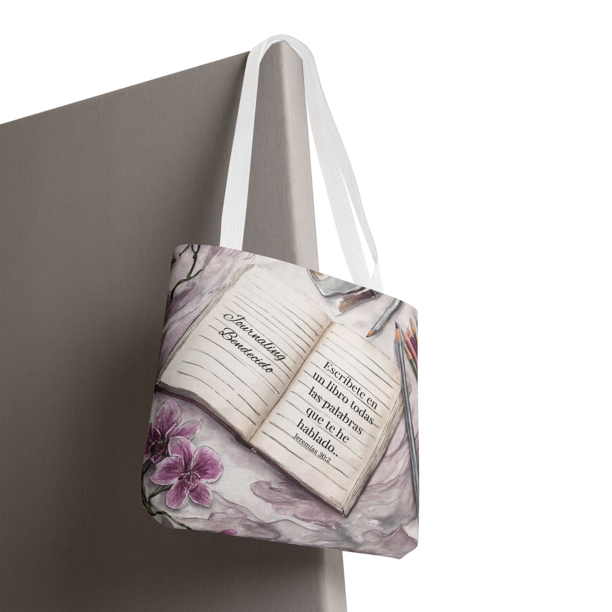 Inspirational Journal Art Tote Bag — "Escribe la Visión" Orchid & Bible Quote Tote (Spanish)