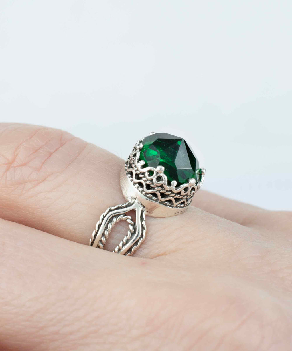 Peridot Gemstone Filigree Art Women Sterling Silver Cocktail Ring