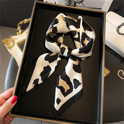 2024 New Fashion 70X70cmPrinted Women's Scarf Pashmina Silk Scarf