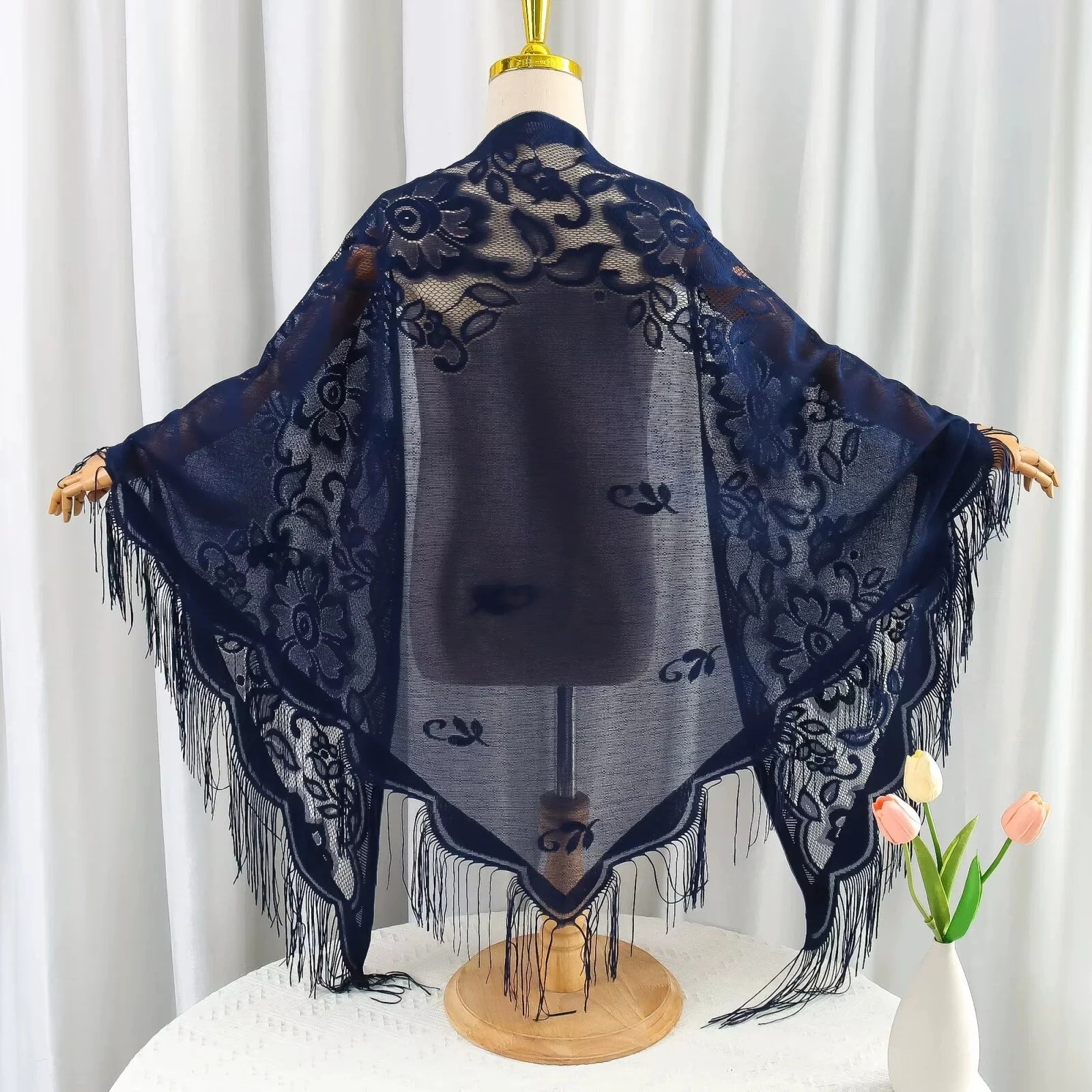 Cross-border new light and breathable monochrome lace tassel shawl