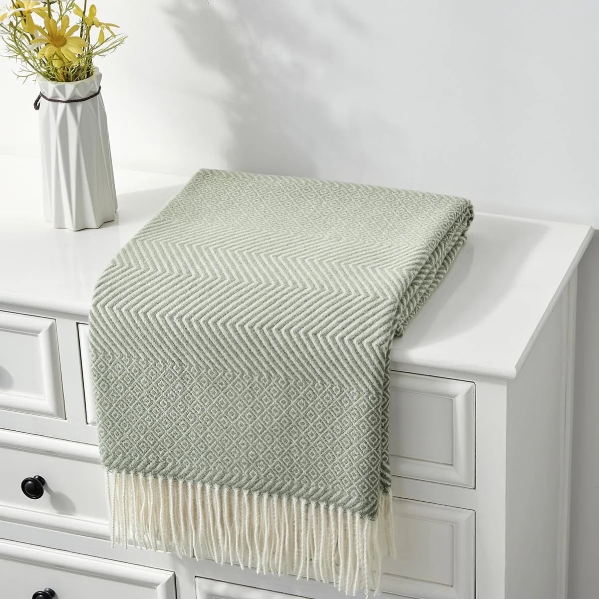 Wave Throw Blanket for Couch Sofa Chair Bed Home Decoration, Super Soft Warm for All Season, 50''X60'', Green