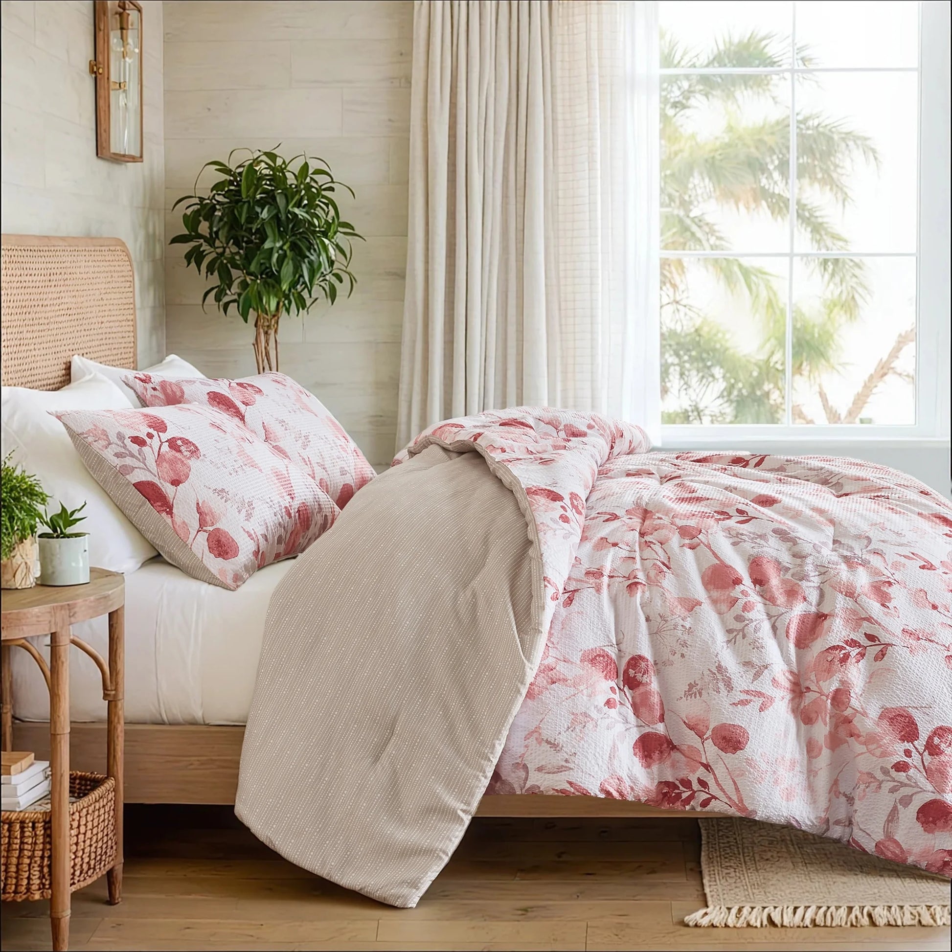 King/Cal King Comforter Sets, Reversible Seersucker Floral Bedding Sets, 3 Piece Lightweight Pink Blush Botanical Flowers Comforter Bed Set with Pillow Shams