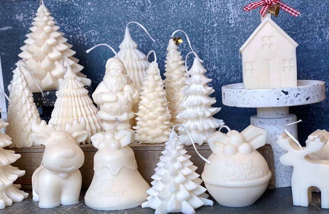 Christmas Cottage Candles for Cozy Holiday Decor